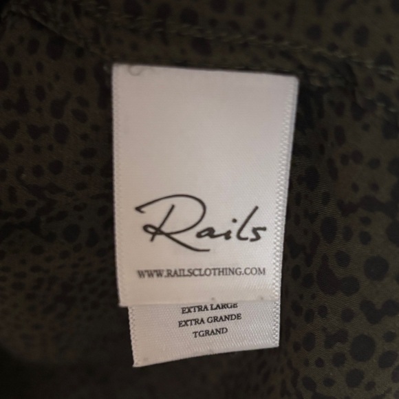 Rails Rebel Print Button Up Blouse, Olive Speckled Green, Long Sleeve XL - Picture 7 of 11